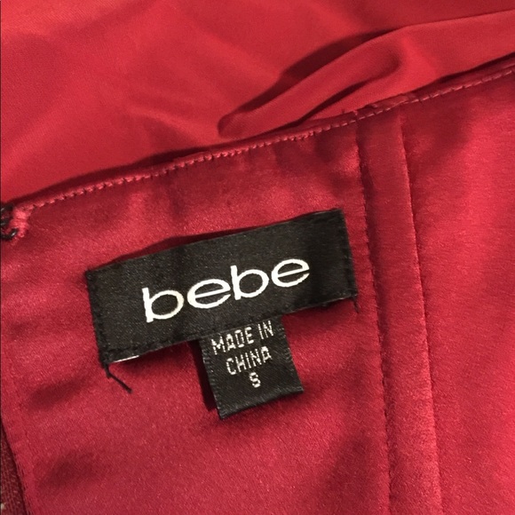 Red satin cocktail dress - Picture 2 of 6